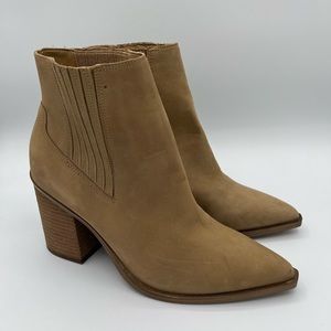 NWOT Steve Madden Booties